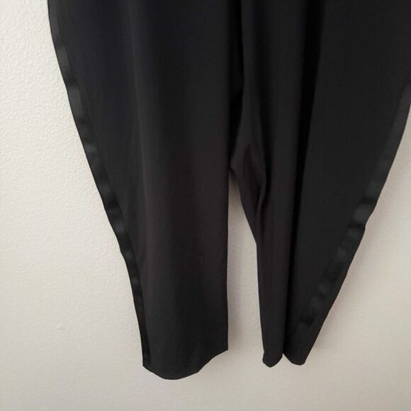 ATHLETA | Nolita Slim Cropped Tapered Leg Cut Stretch Waist Jogger Style | 18 - Picture 5 of 10